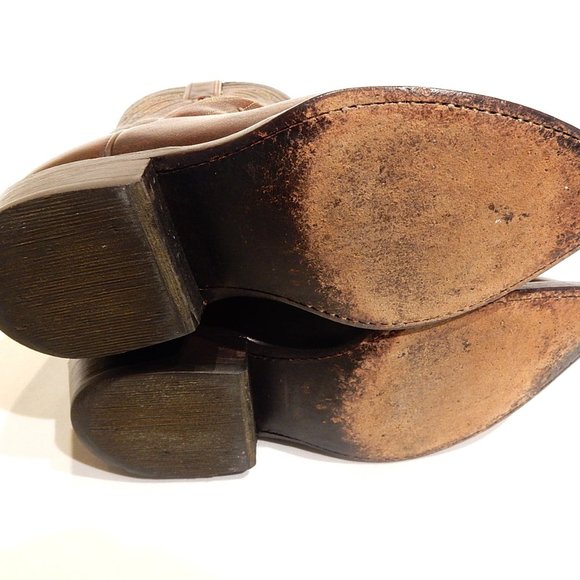 FRYE BROWN WESTERN BOOTS IN SIZE